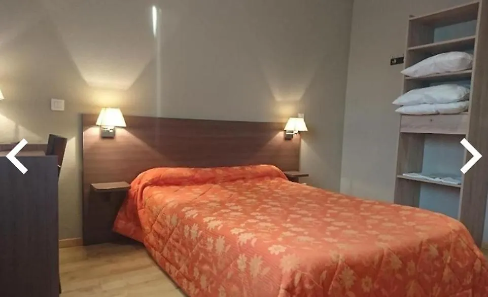 Auberge De La Nougatine Eu La Coucourde Отель